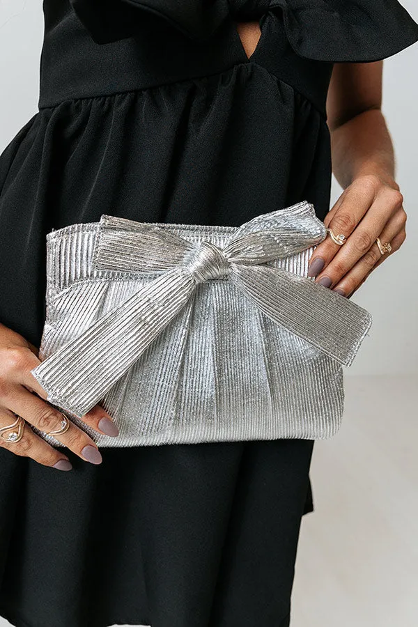 All The Glamour Clutch In Silver