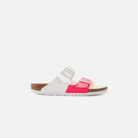 Birkenstock WMNS Arizona Split Birko-Flor Patent - White / Neon Pink