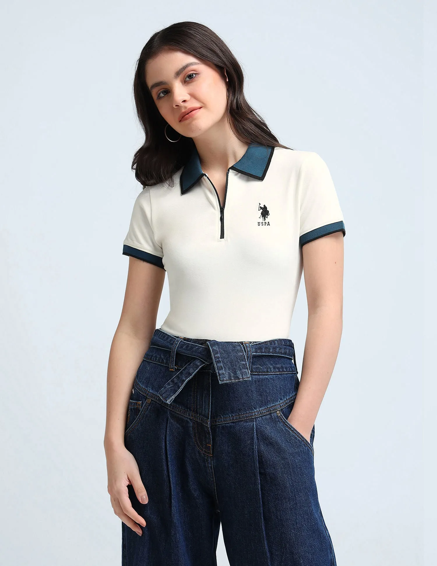 Contrast Collar Zipper Polo Shirt