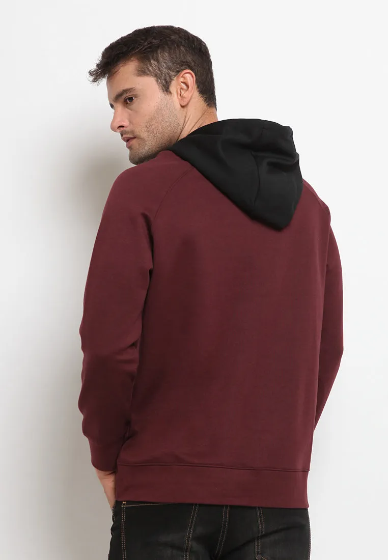 Sweatshirt with contrast hoodies